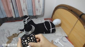 【狸猫工作室】黑色丝袜全包 多层 堵嘴 套头，单手缚 捆绑，胶带密封 郊狼 强制折磨到 下篇