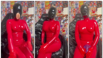 【GRW】红色胶衣女生直播录播 接受弹幕TJ