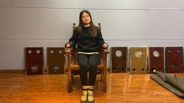【龙飞绳艺】女大学生体验绑架 捆绑 放置