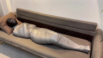 【默示录】【小阳】纯享：呼吸限制3，银色胶带木乃伊，还有点不够？把高跟鞋，继续贴上~