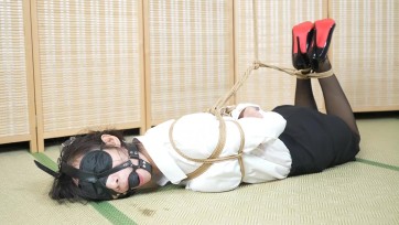 【象人工作室】【嗷嗷】OL装，黑丝后手驷马吊